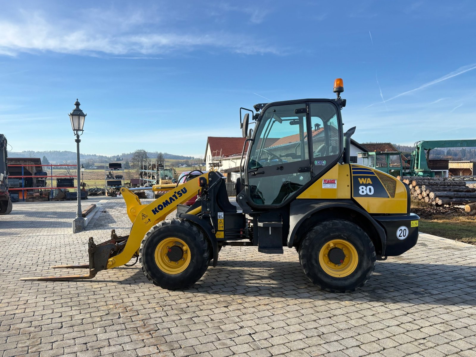 Radlader des Typs Komatsu WA 80-6, Gebrauchtmaschine in Neureichenau (Bild 1)