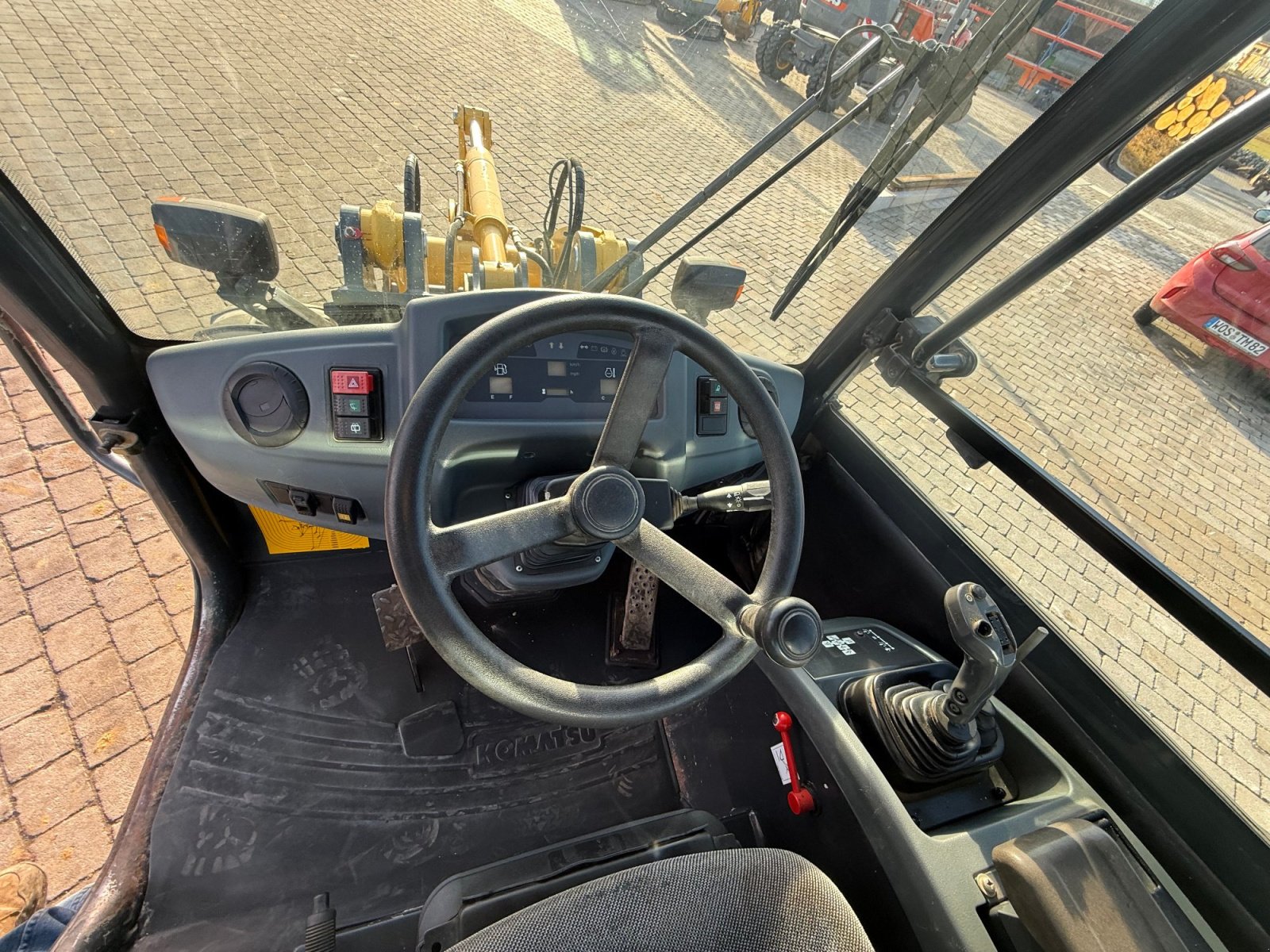 Radlader des Typs Komatsu WA 80-6, Gebrauchtmaschine in Neureichenau (Bild 15)