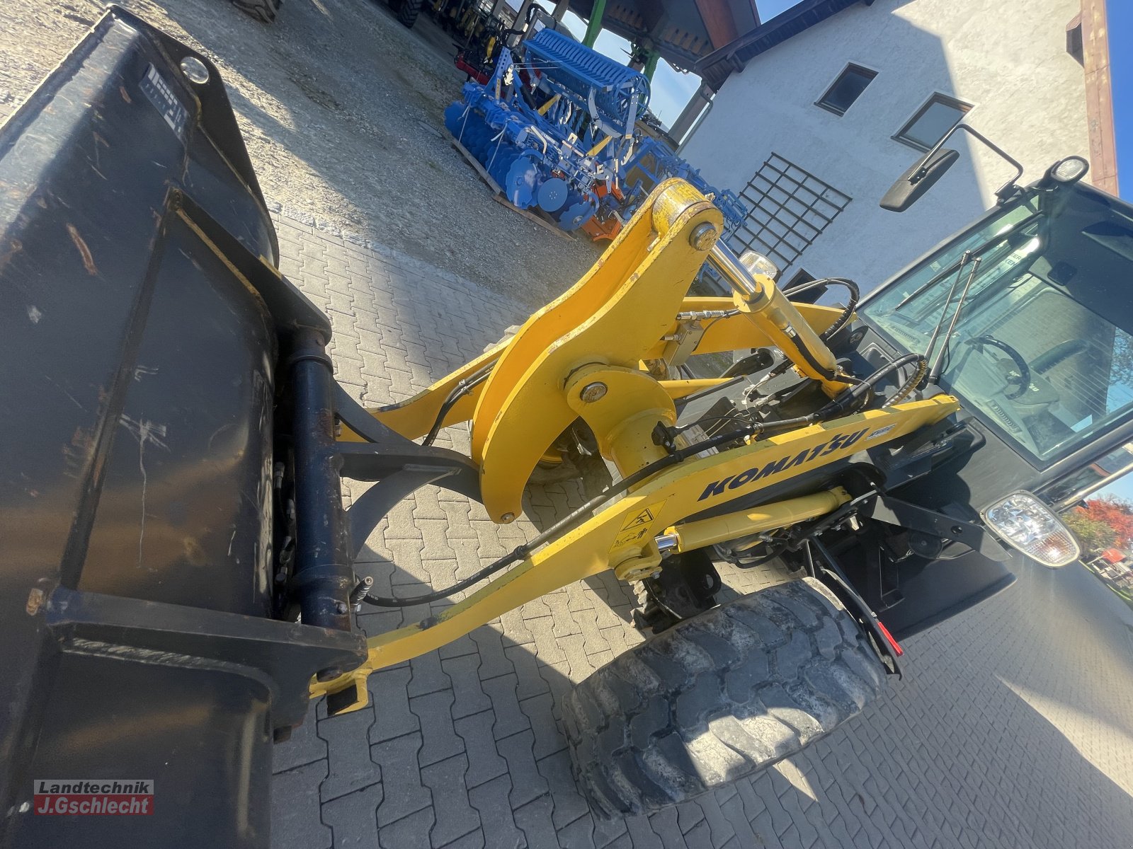 Radlader des Typs Komatsu WA 80M-7, Gebrauchtmaschine in Mühldorf (Bild 18)