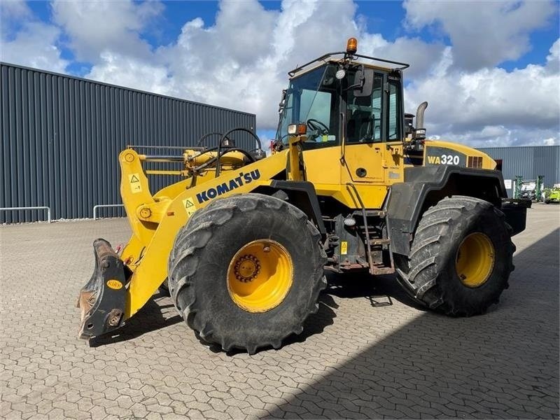 Radlader des Typs Komatsu WA320-5, Gebrauchtmaschine in Ribe (Bild 10)
