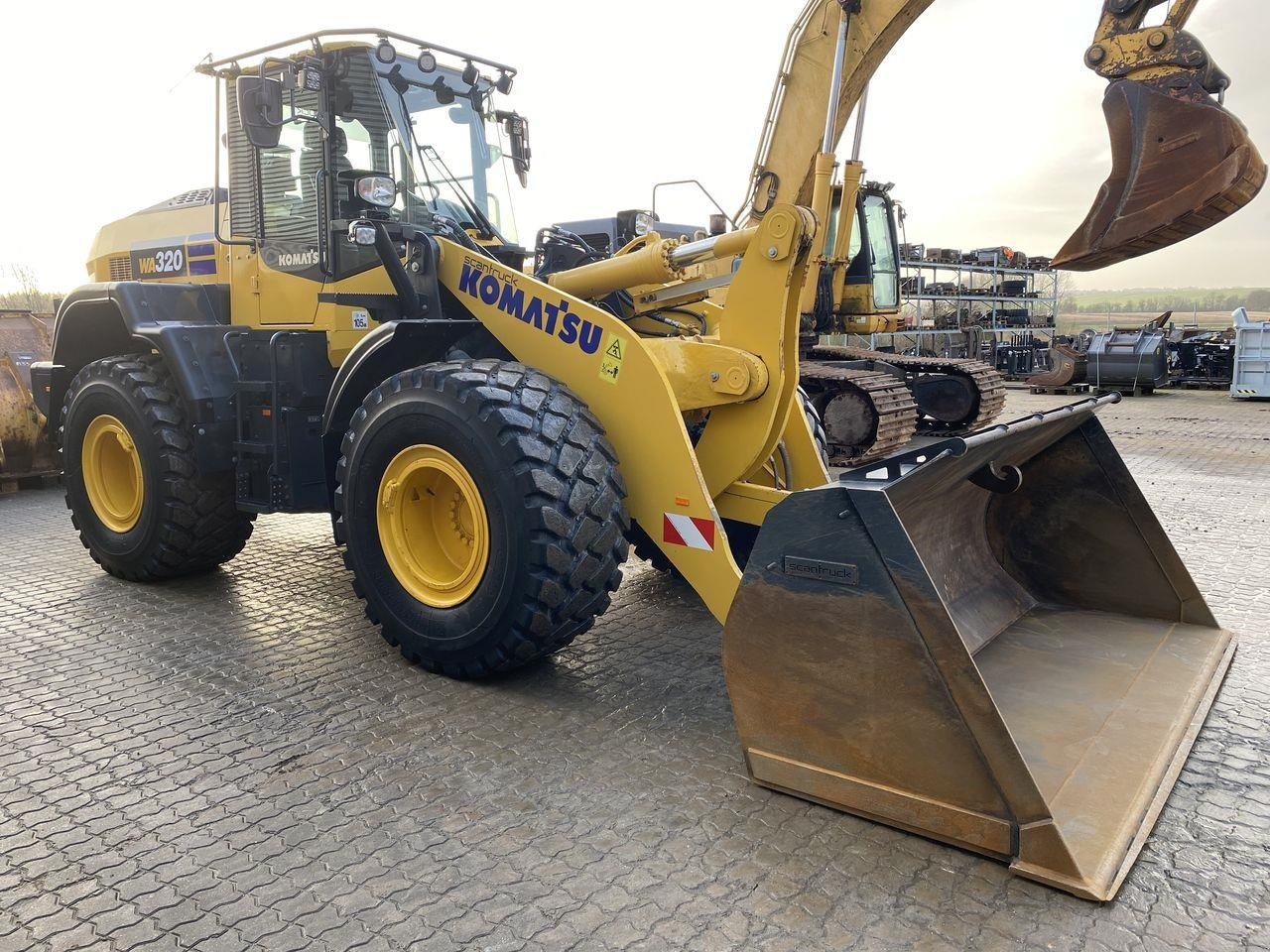 Radlader des Typs Komatsu WA320-8EO, Gebrauchtmaschine in Skive (Bild 5)