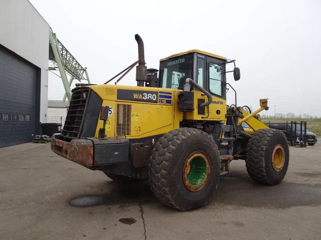 Radlader typu Komatsu WA380-5H, Gebrauchtmaschine v Zutphen (Obrázek 4)