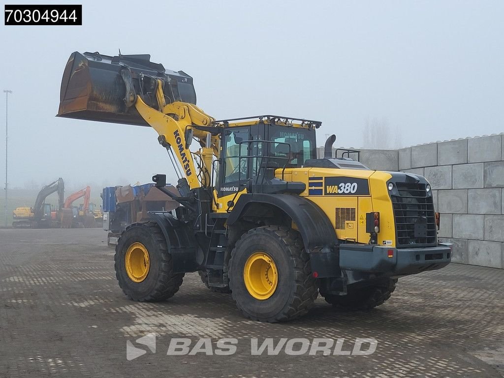 Radlader tipa Komatsu WA380 -8E0 QUICK COUPLER, Gebrauchtmaschine u Veghel (Slika 5)