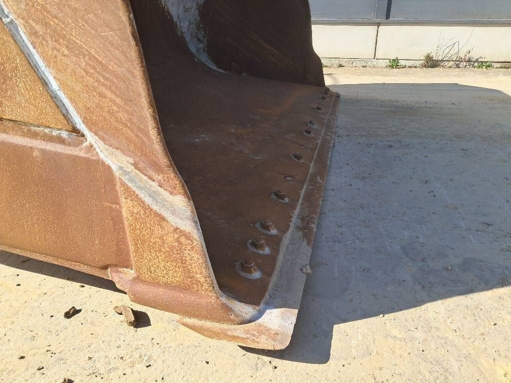 Radlader des Typs Komatsu WA475-10E0, Gebrauchtmaschine in Overijse (Bild 2)