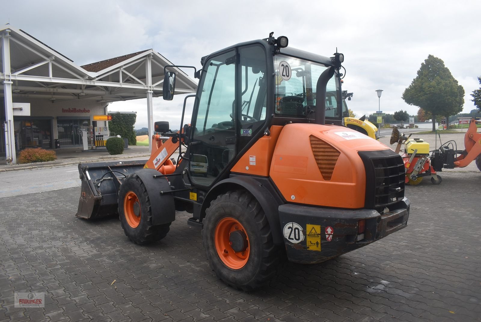 Radlader of the type Komatsu WA70-7, Gebrauchtmaschine in Putzleinsdorf (Picture 3)
