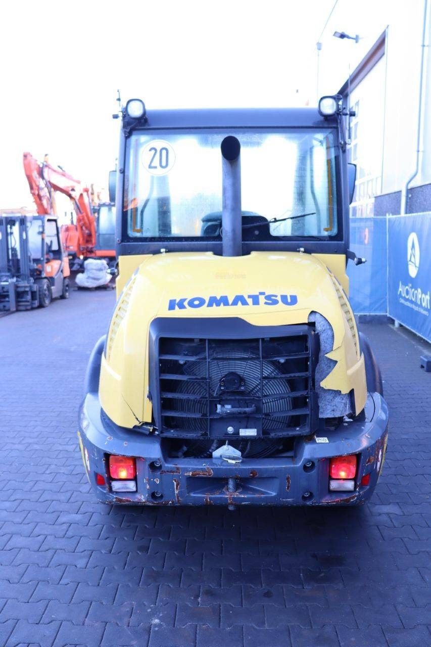 Radlader του τύπου Komatsu WA70-7, Gebrauchtmaschine σε Antwerpen (Φωτογραφία 5)
