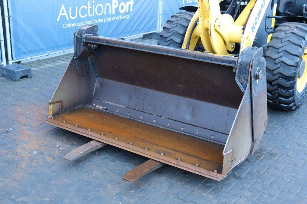 Radlader του τύπου Komatsu WA70-7, Gebrauchtmaschine σε Antwerpen (Φωτογραφία 11)