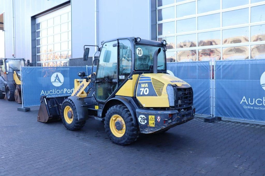 Radlader a típus Komatsu WA70-7, Gebrauchtmaschine ekkor: Antwerpen (Kép 4)