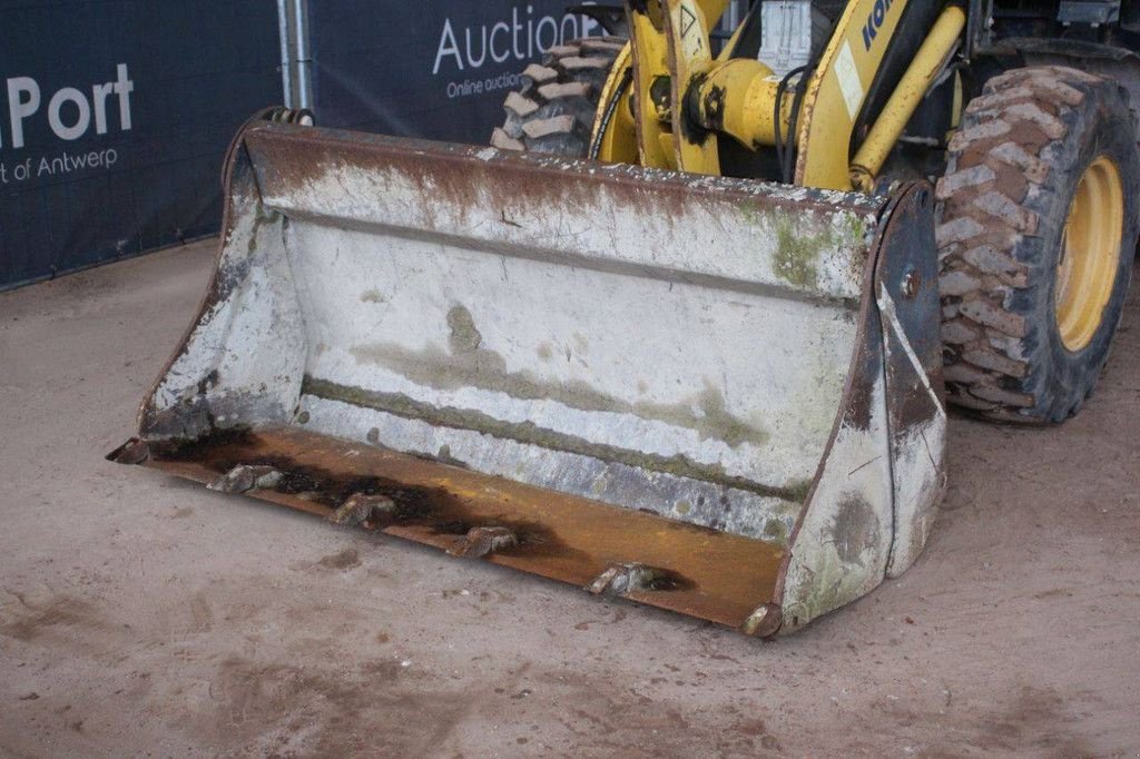 Radlader del tipo Komatsu WA80-5, Gebrauchtmaschine en Antwerpen (Imagen 10)