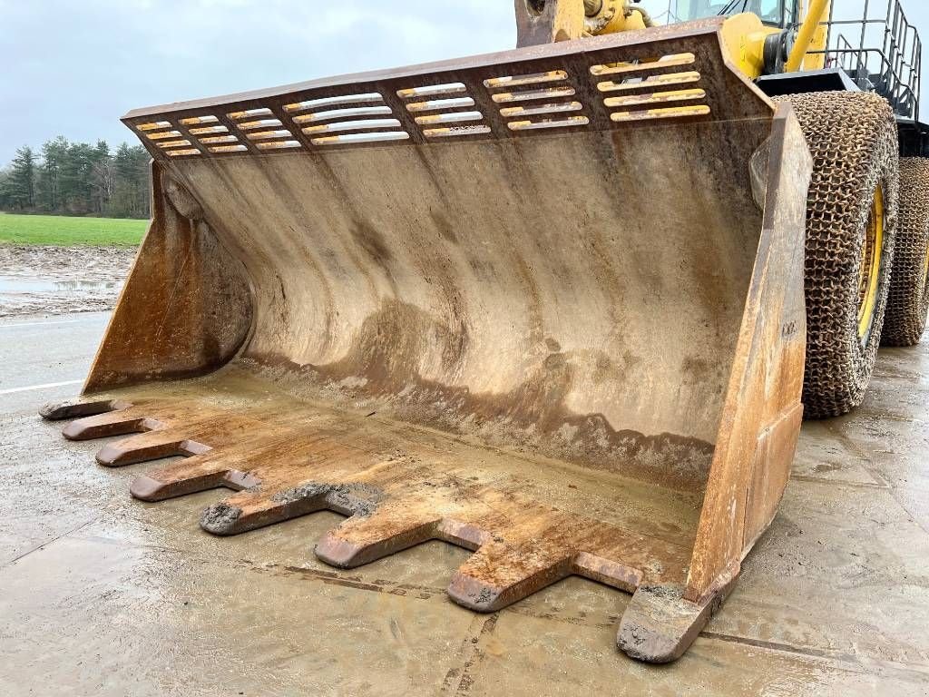 Radlader of the type Komatsu WA800-3E0 - Good Working Condition / CE Certified, Gebrauchtmaschine in Veldhoven (Picture 10)