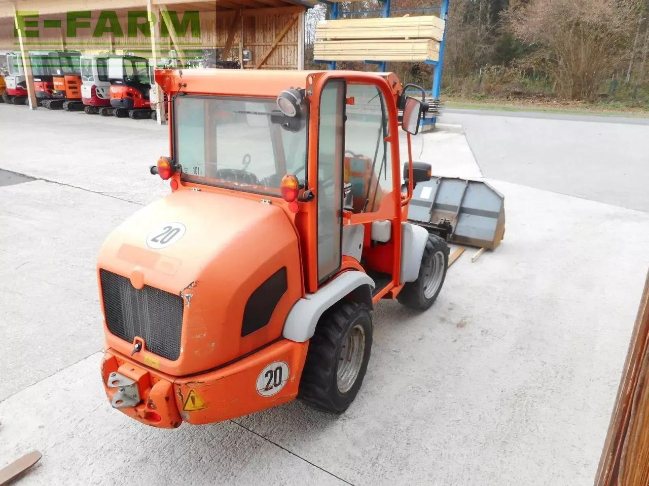 Radlader des Typs Kramer 348-01 / 5035 ( 2.250 kg ) mit schaufel und gabe, Gebrauchtmaschine in ST. NIKOLAI/DR. (Bild 4)