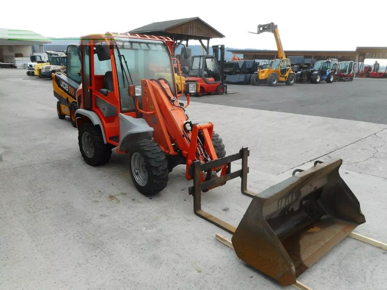 Radlader des Typs Kramer 348-01 / 5035 ( 2.250 kg ) mit schaufel und gabe, Gebrauchtmaschine in ST. NIKOLAI/DR. (Bild 7)