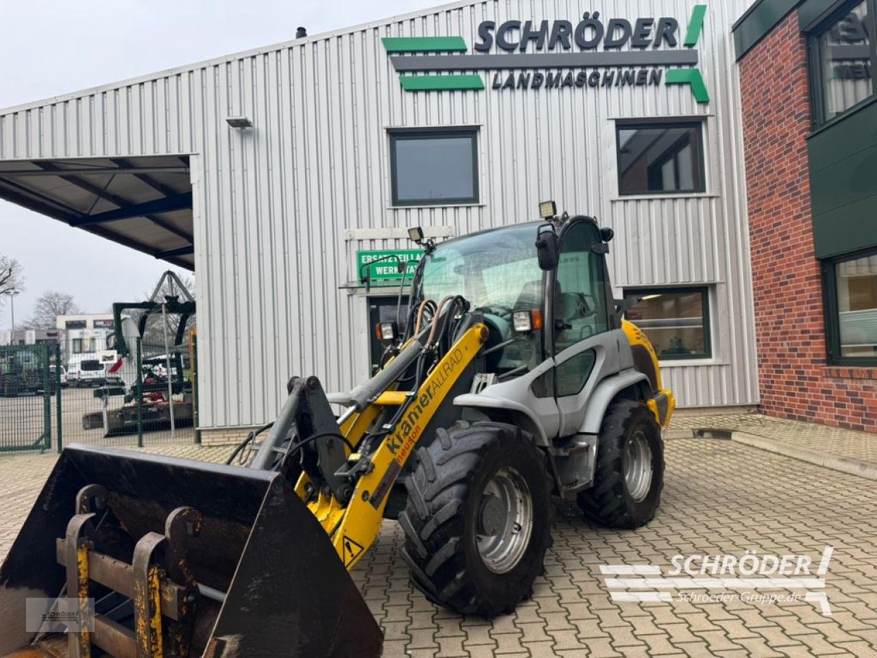 Radlader des Typs Kramer 380 ALLRAD +  SCHAUFEL + PALETTENGABEL, Gebrauchtmaschine in Westerstede (Bild 1)