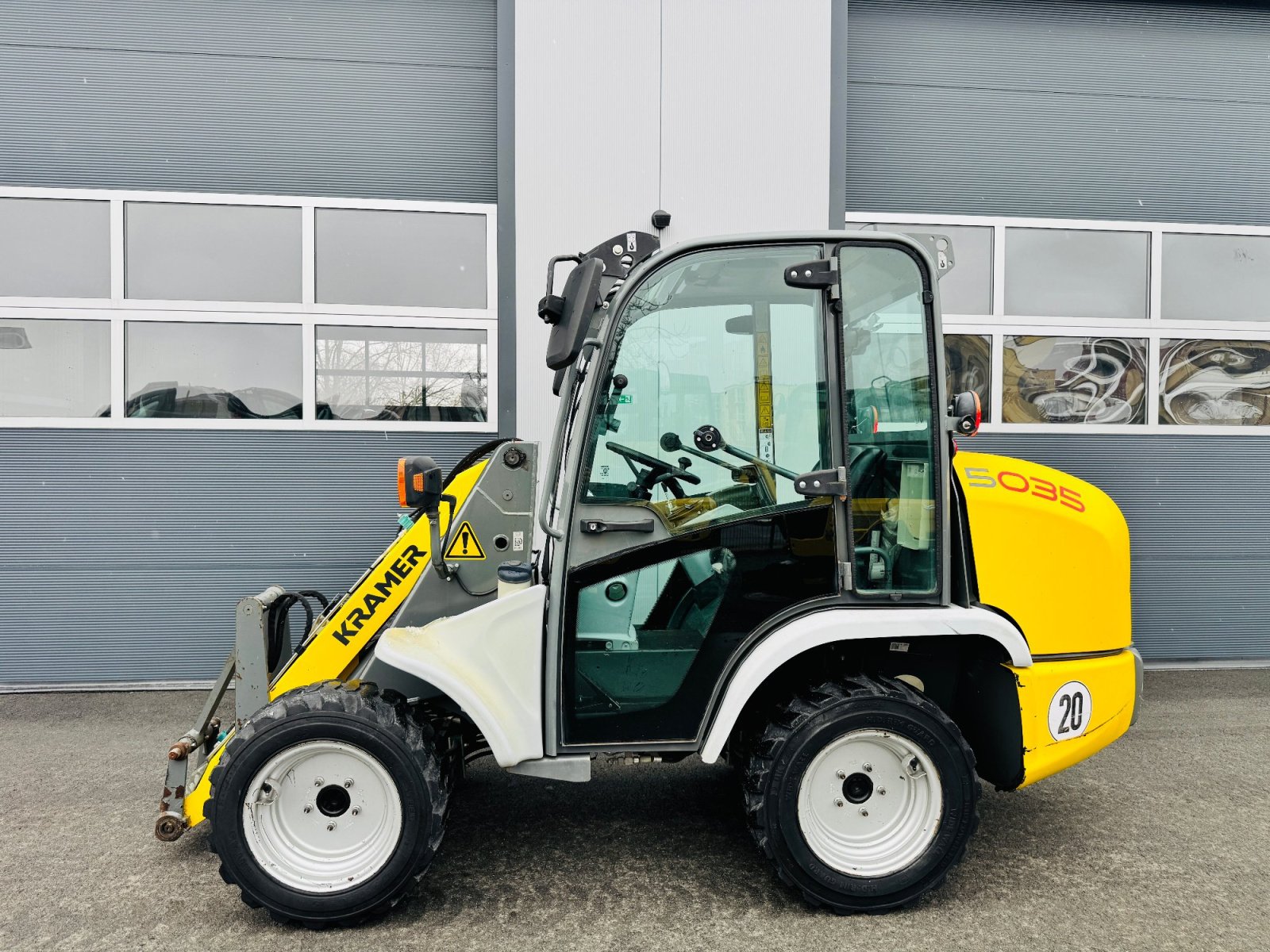 Radlader of the type Kramer 5035 / 350 - 1. HAND, Gebrauchtmaschine in Falkenstein (Picture 2)