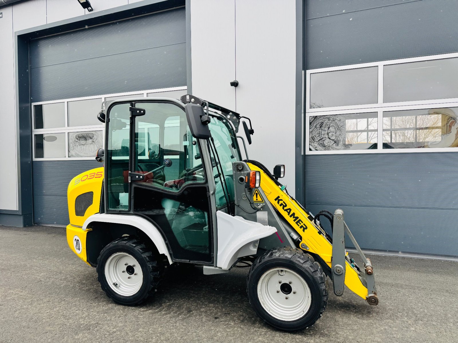 Radlader of the type Kramer 5035 / 350 - 1. HAND, Gebrauchtmaschine in Falkenstein (Picture 4)