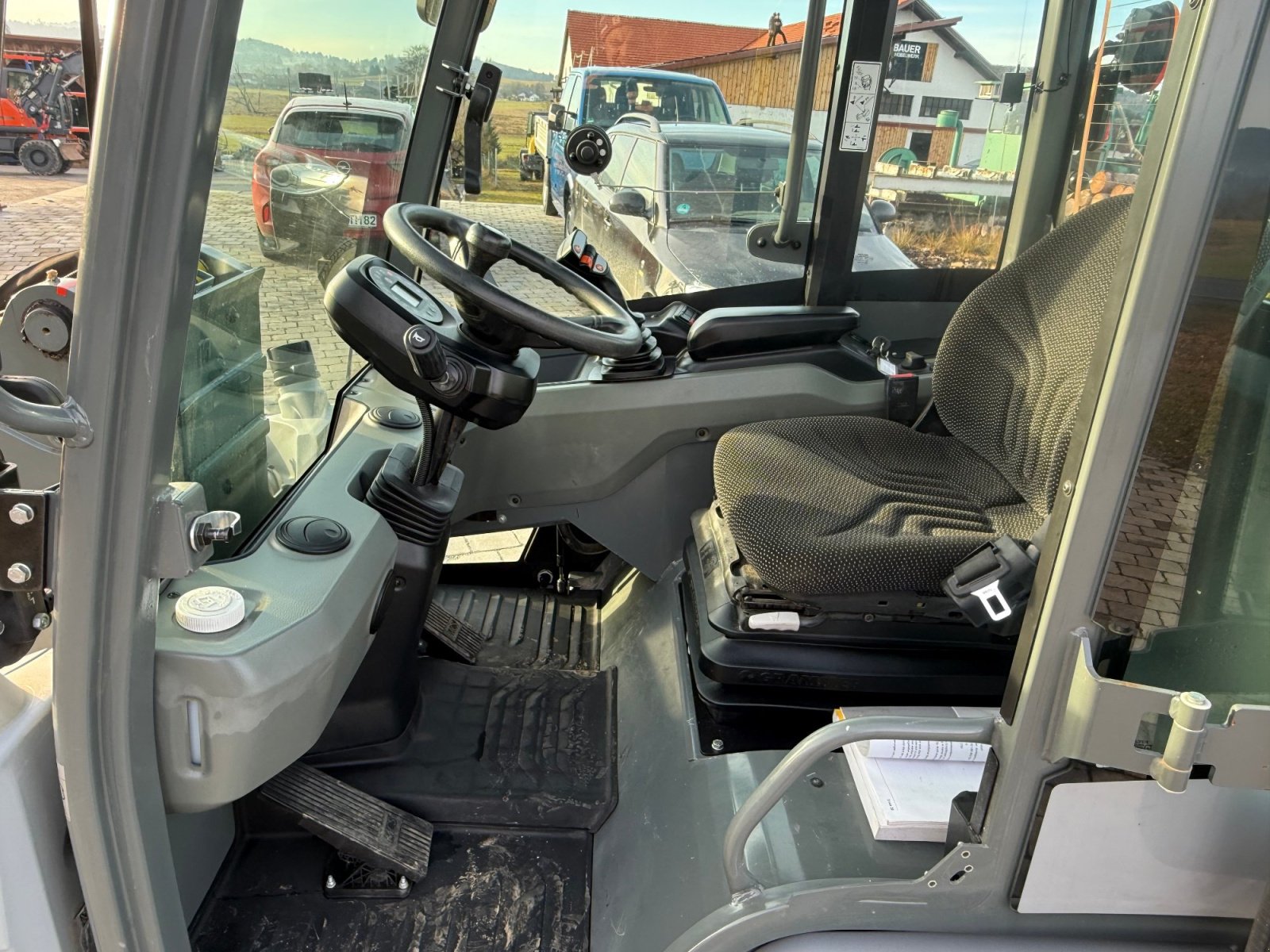 Radlader typu Kramer 5035 mit Breitreifen, Gebrauchtmaschine v Neureichenau (Obrázek 10)