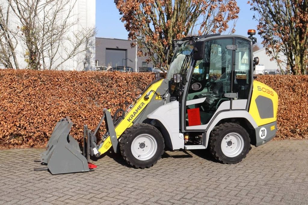 Radlader des Typs Kramer 5035, Neumaschine in Antwerpen (Bild 1)