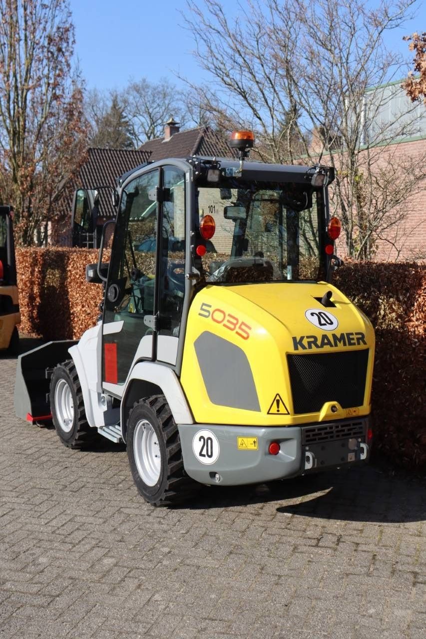 Radlader des Typs Kramer 5035, Neumaschine in Antwerpen (Bild 4)