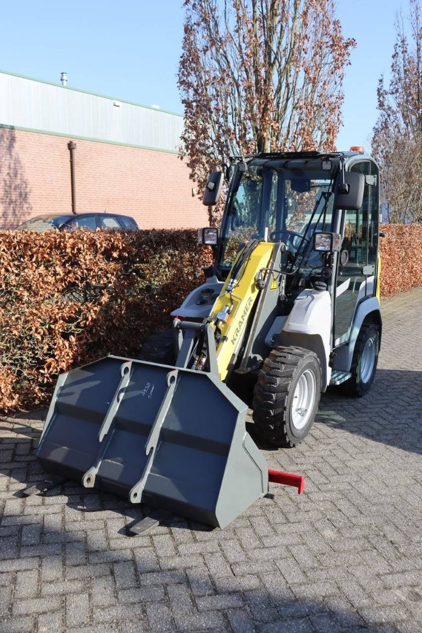 Radlader des Typs Kramer 5035, Neumaschine in Antwerpen (Bild 10)