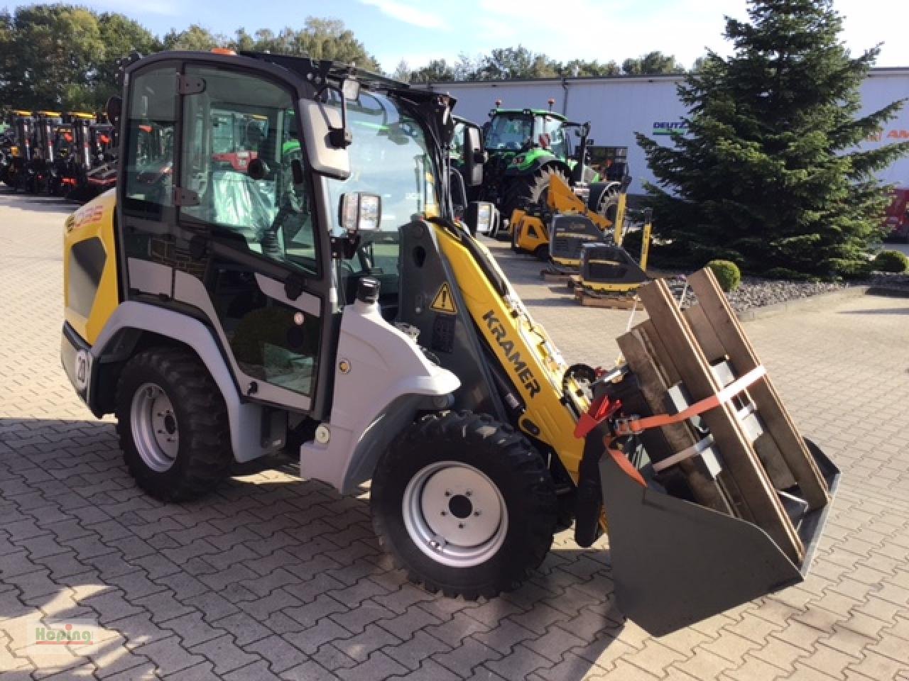 Radlader des Typs Kramer 5035, Neumaschine in Bakum (Bild 3)