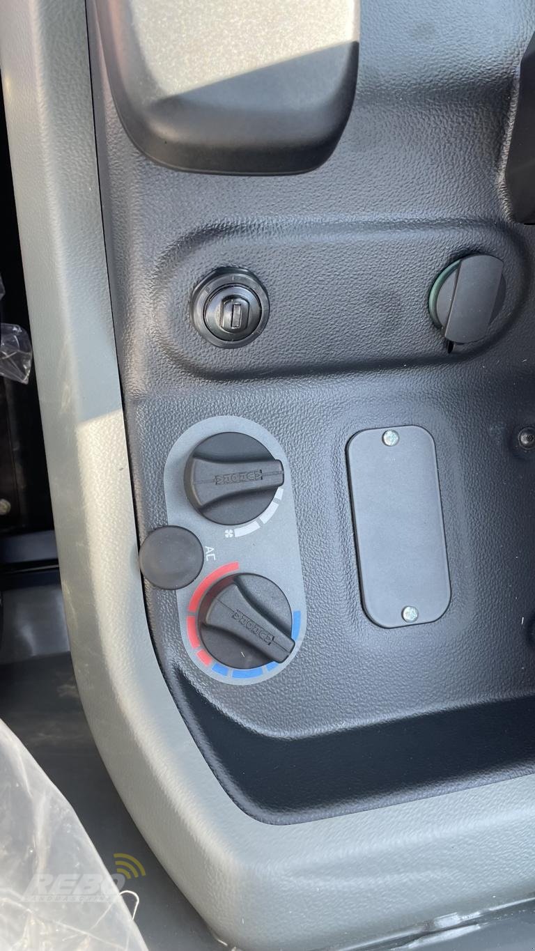 Radlader of the type Kramer 5040, Neumaschine in Edewecht (Picture 21)