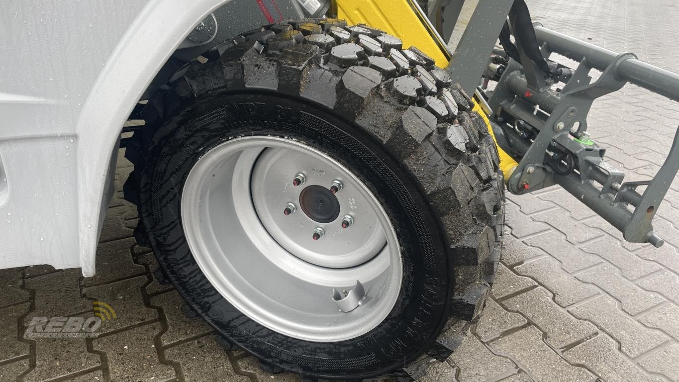 Radlader of the type Kramer 5040, Neumaschine in Aurich (Picture 7)