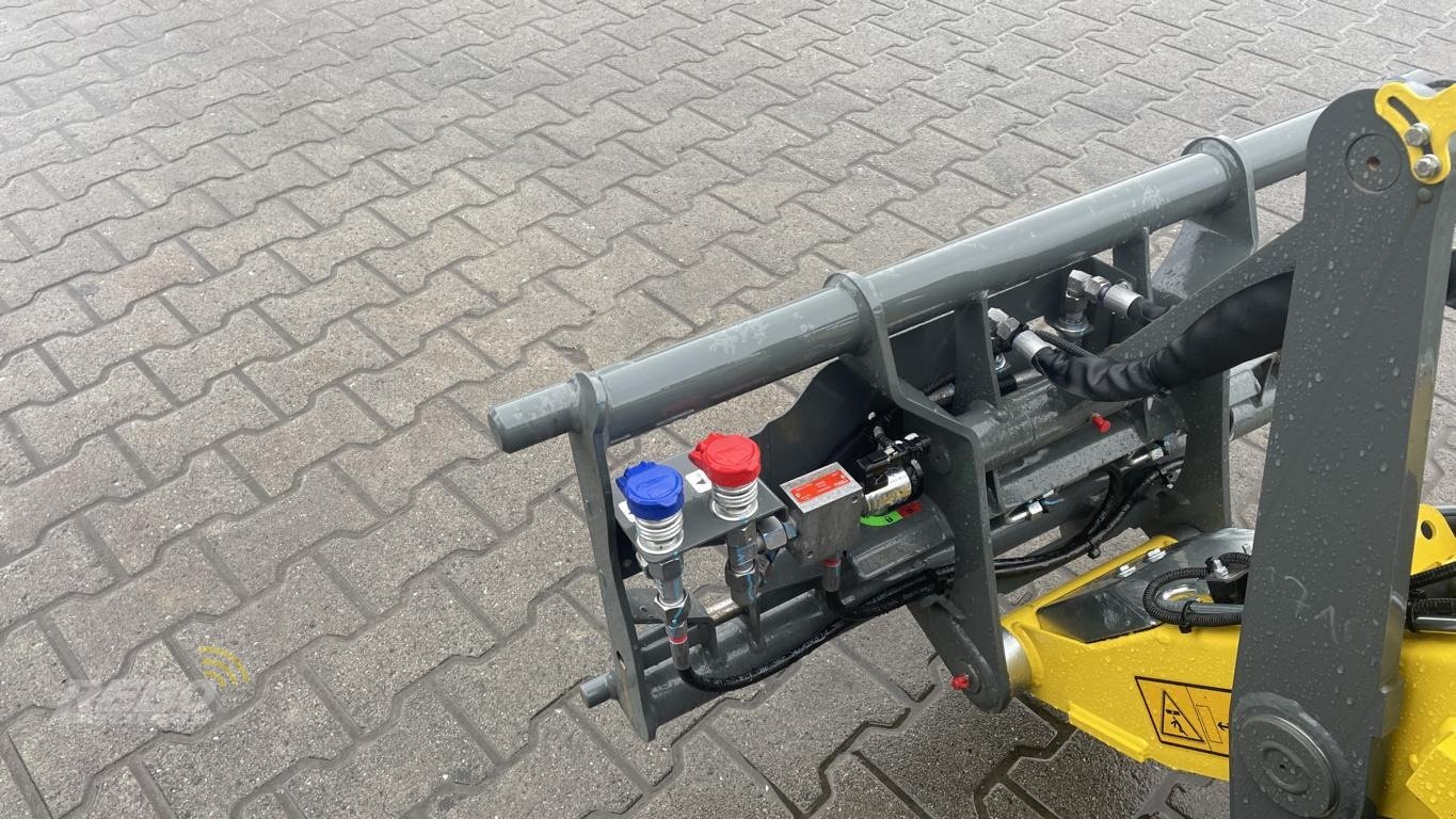 Radlader of the type Kramer 5040, Neumaschine in Aurich (Picture 9)