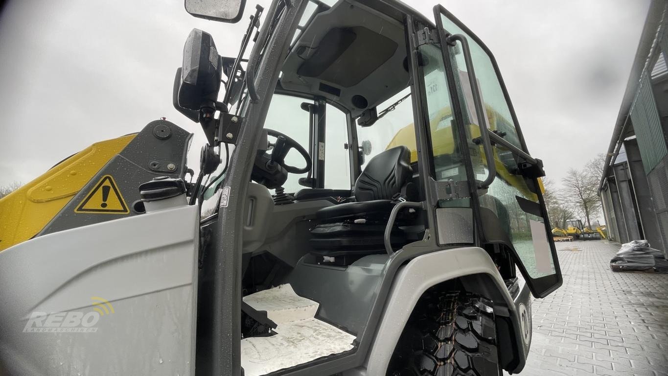 Radlader of the type Kramer 5040, Neumaschine in Aurich (Picture 14)