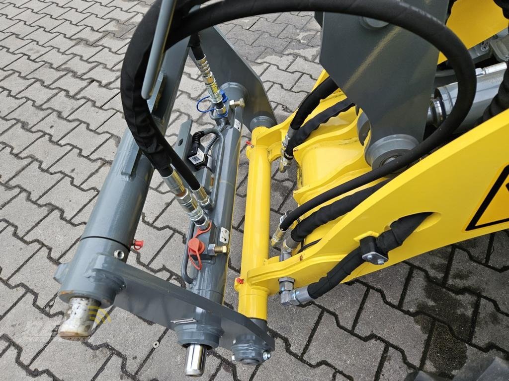 Radlader of the type Kramer 5050, Neumaschine in Neuenkirchen-Vörden (Picture 22)