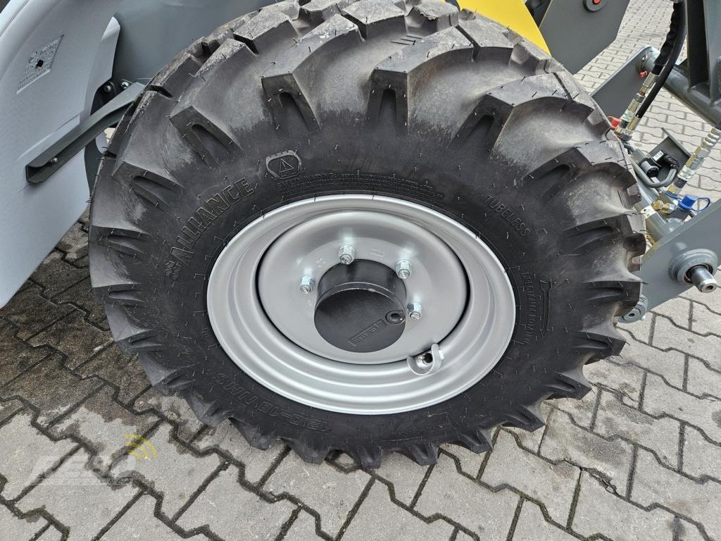 Radlader of the type Kramer 5050, Neumaschine in Neuenkirchen-Vörden (Picture 24)