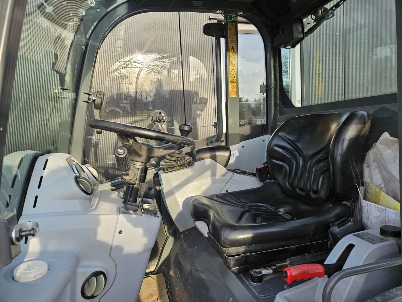 Radlader typu Kramer 5065 Stage V, Gebrauchtmaschine v Haaksbergen (Obrázek 3)