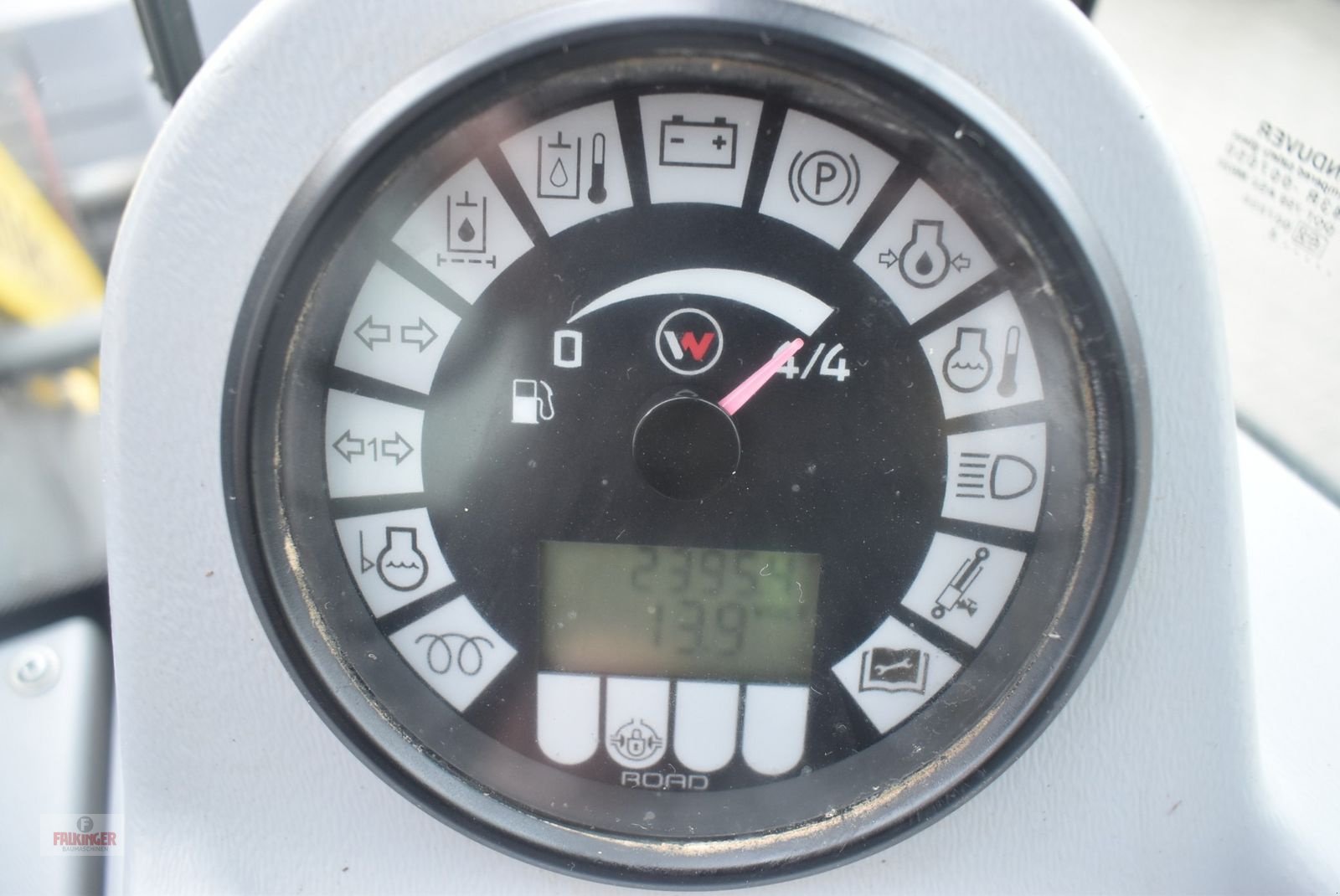 Radlader of the type Kramer 750 mit Straßenzulassung, Gebrauchtmaschine in Putzleinsdorf (Picture 12)