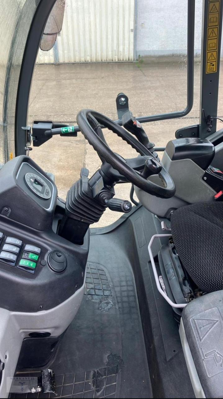 Radlader of the type Kramer 8105, Gebrauchtmaschine in Pragsdorf (Picture 3)