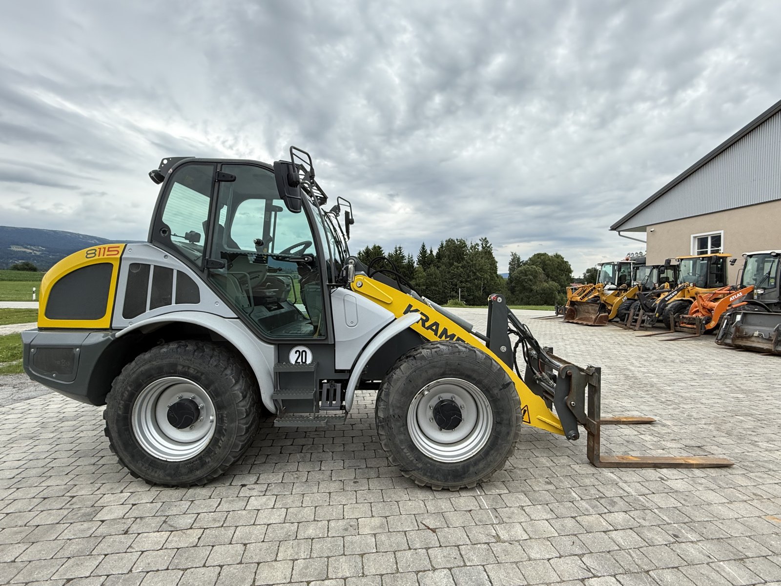 Radlader of the type Kramer 8115, Gebrauchtmaschine in Neureichenau (Picture 4)