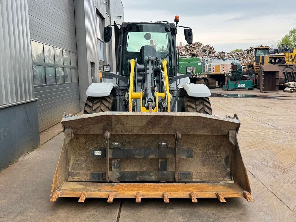 Radlader van het type Kramer 8155 / Forks / bucket, Gebrauchtmaschine in Velddriel (Foto 9)