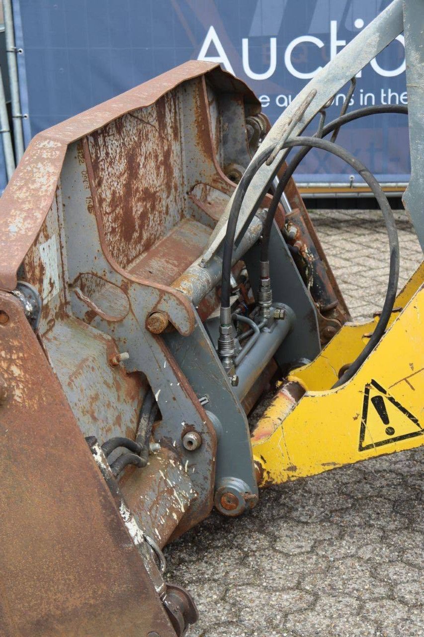 Radlader типа Kramer 950, Gebrauchtmaschine в Antwerpen (Фотография 11)