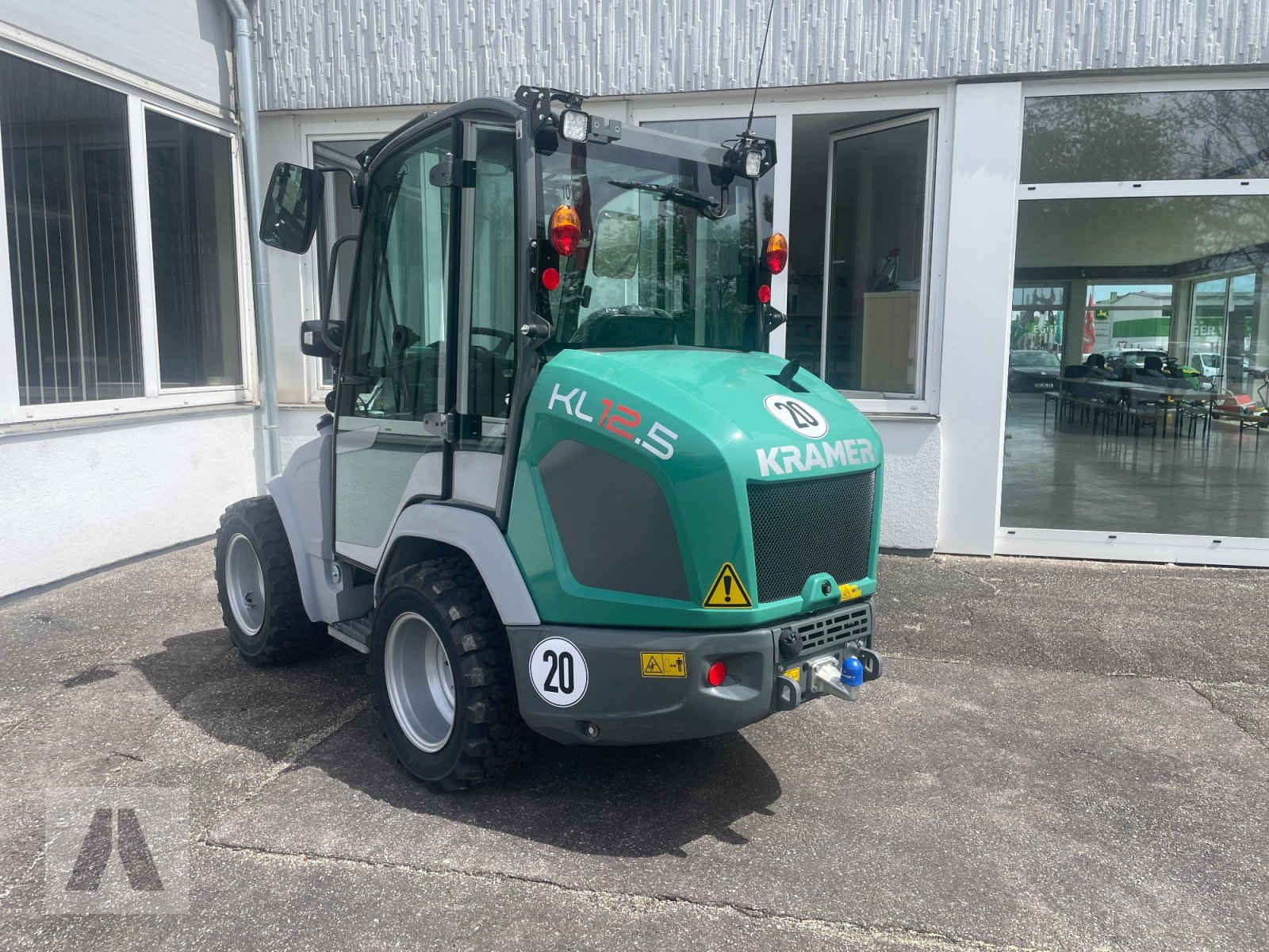 Radlader of the type Kramer KL 12.5, Neumaschine in Eggenfelden (Picture 9)