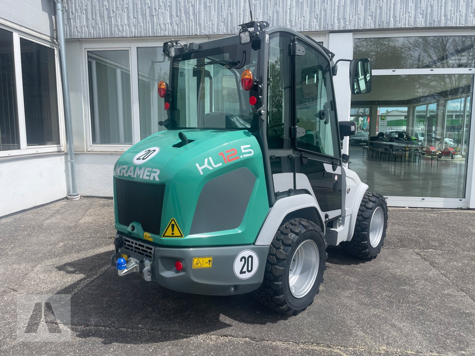 Radlader of the type Kramer KL 12.5, Neumaschine in Eggenfelden (Picture 10)