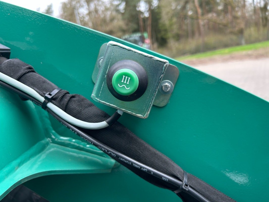 Radlader of the type Kramer KL 18.5, Neumaschine in Sittensen (Picture 13)