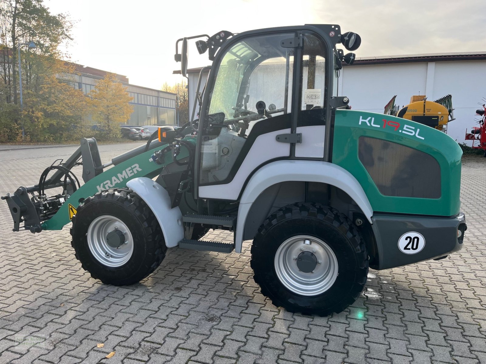 Radlader van het type Kramer KL 19.5 L, Neumaschine in Unterneukirchen (Foto 4)