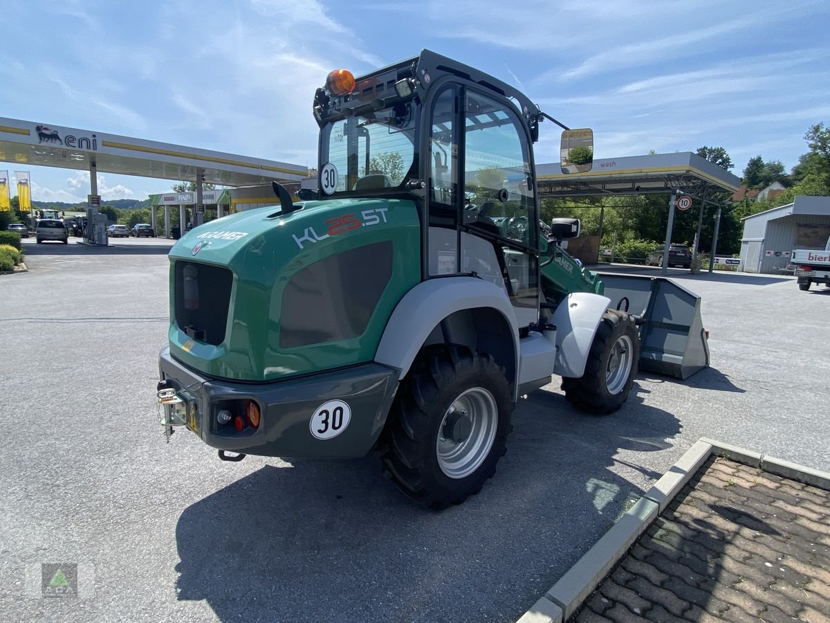 Radlader des Typs Kramer KL 25.5 T, Neumaschine in Markt Hartmannsdorf (Bild 3)