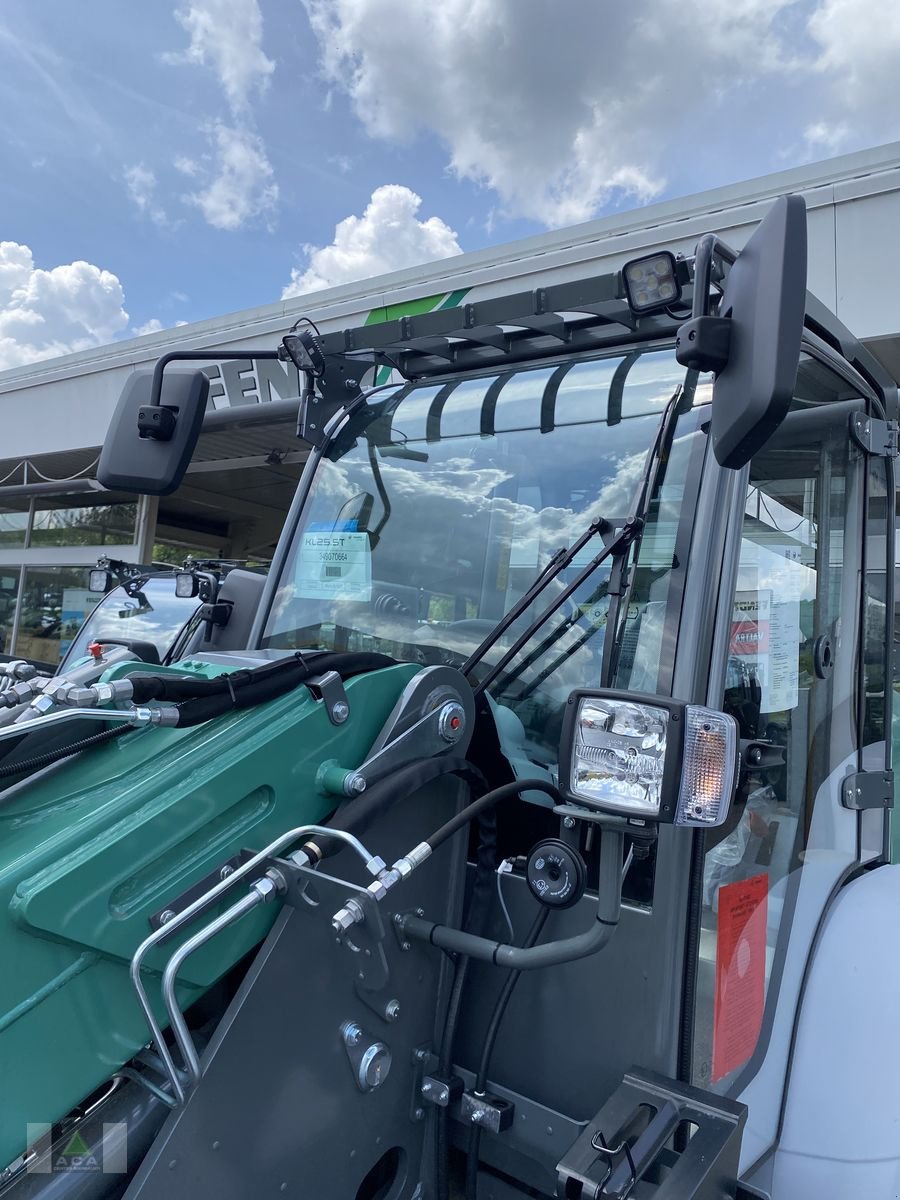 Radlader des Typs Kramer KL 25.5 T, Neumaschine in Markt Hartmannsdorf (Bild 7)