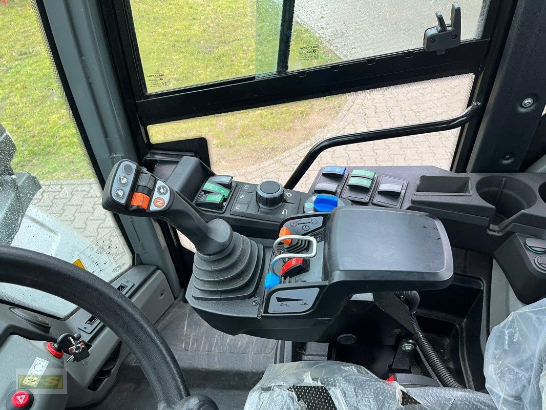 Radlader of the type Kramer KL 70.8, Neumaschine in Neustadt Dosse (Picture 7)