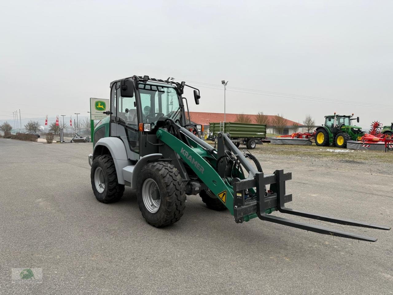 Radlader of the type Kramer KL25.5, Neumaschine in Münchberg (Picture 4)