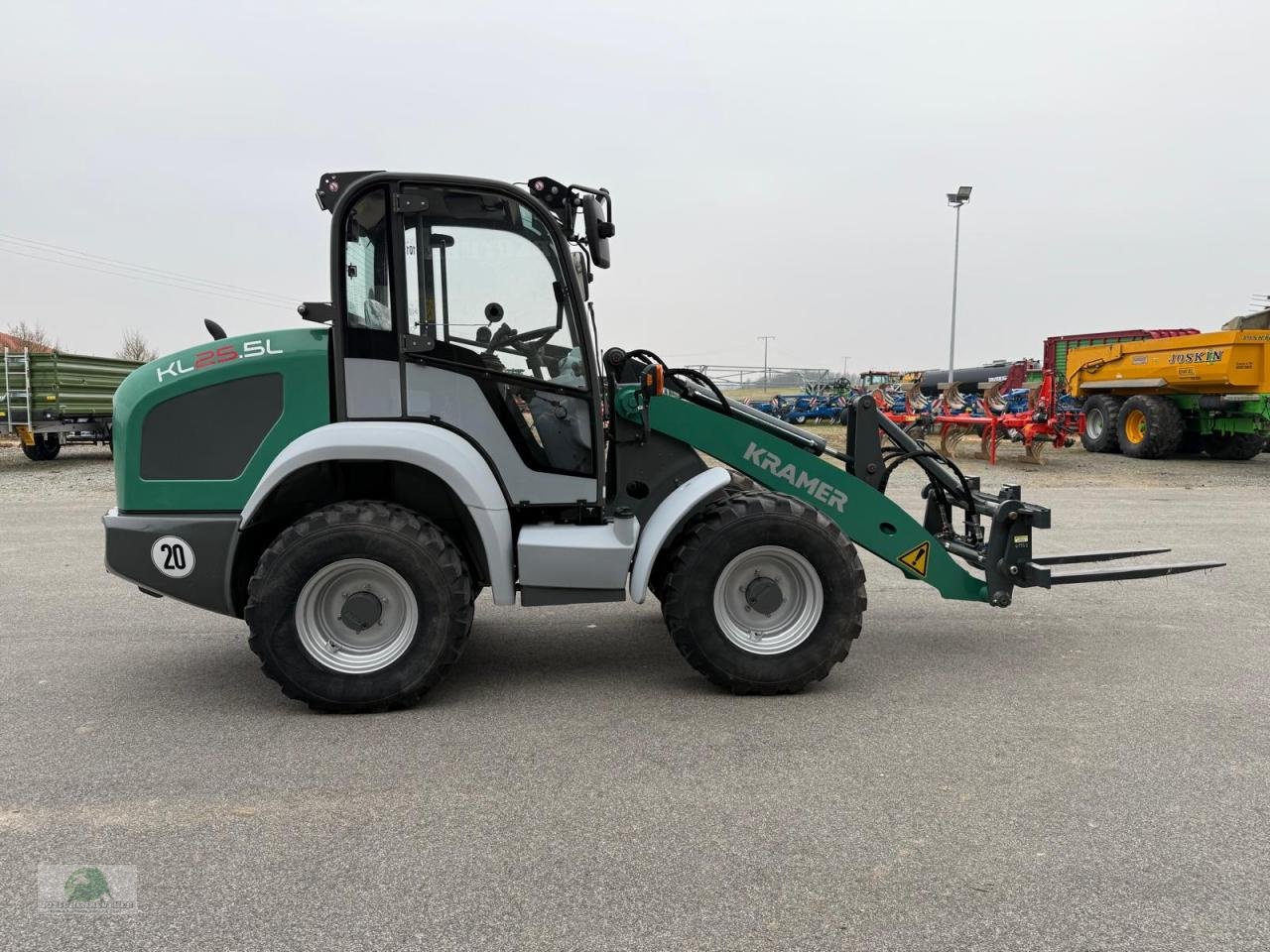 Radlader of the type Kramer KL25.5, Neumaschine in Münchberg (Picture 5)