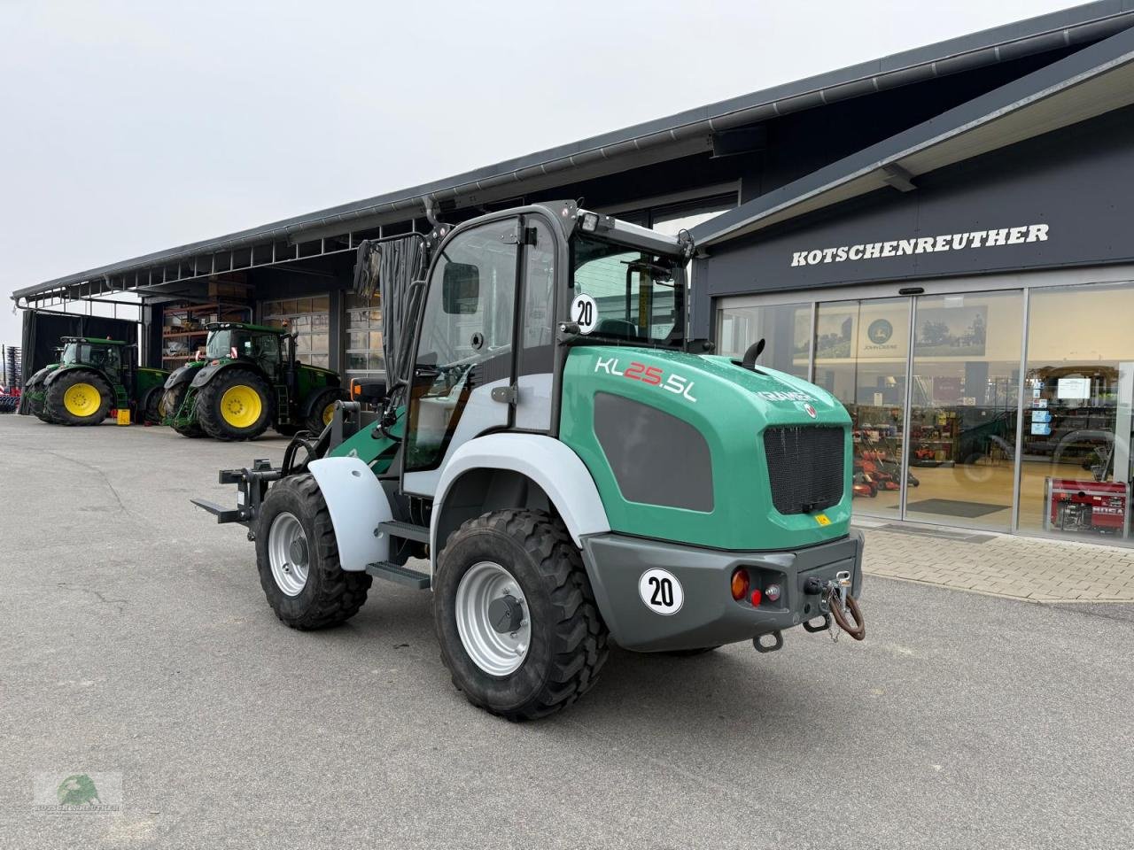 Radlader of the type Kramer KL25.5, Neumaschine in Münchberg (Picture 9)