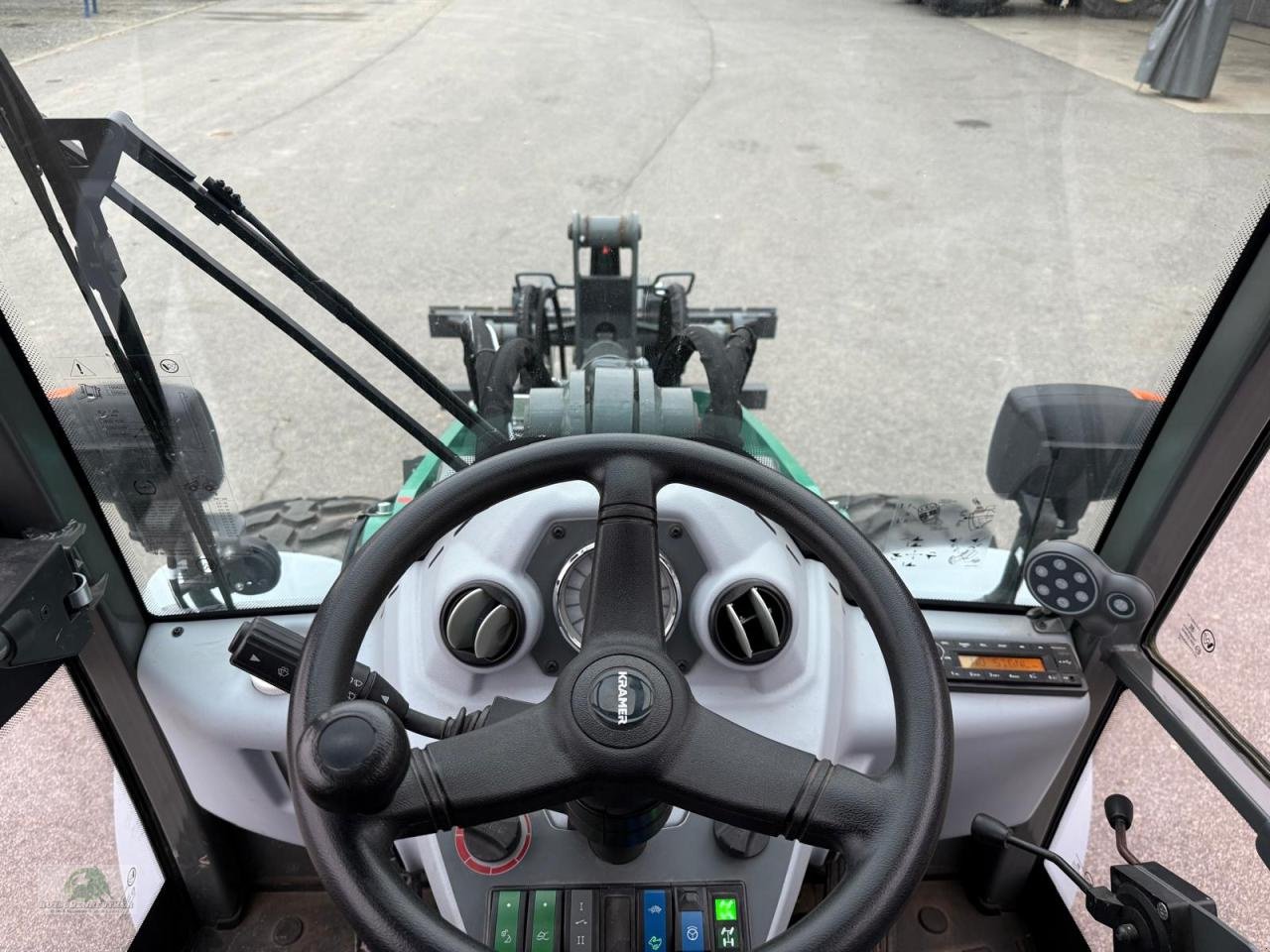 Radlader of the type Kramer KL25.5, Neumaschine in Münchberg (Picture 11)