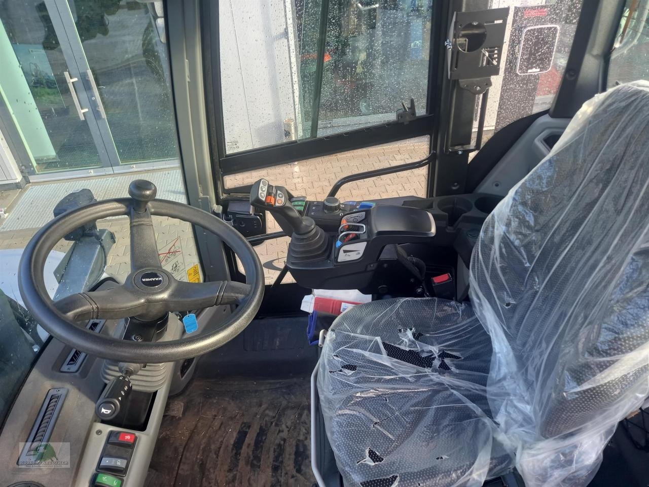 Radlader of the type Kramer KL55.8T, Neumaschine in Teichröda (Picture 4)