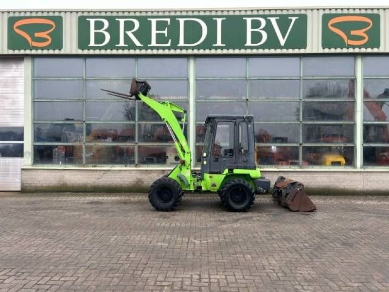 Radlader типа Kubota R 520 A, Gebrauchtmaschine в Roosendaal (Фотография 2)