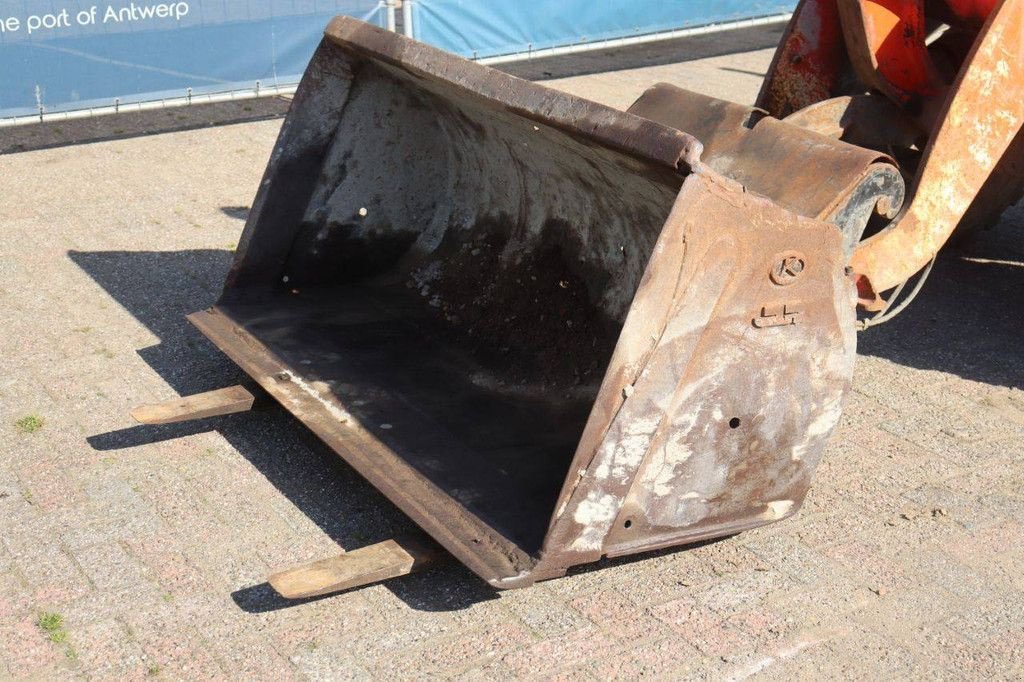 Radlader типа Kubota R065, Gebrauchtmaschine в Antwerpen (Фотография 11)